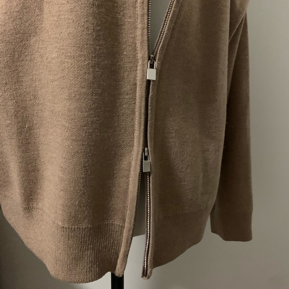 Love 9 - Picture 6 of 10